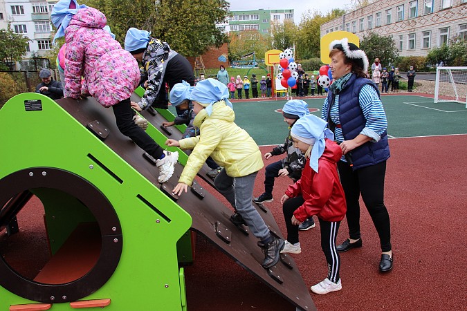 В трех Кинешемских детских садах открылись новые спортплощадки фото 6