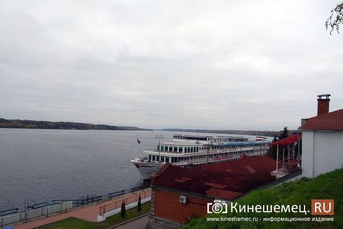 Четырехпалубник «Санкт-Петербург» закрыл туристическую навигацию 2021 года в Кинешме фото 4