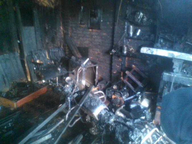 В Кинешемском районе сгорел гараж фото 3