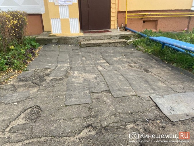 Жителей дома 52-а по ул.А.Макарова разделил вопрос ремонта двора фото 9