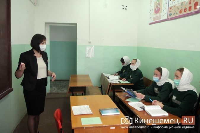 Осужденные Кинешемской женской колонии возвращаются за школьную парту фото 8