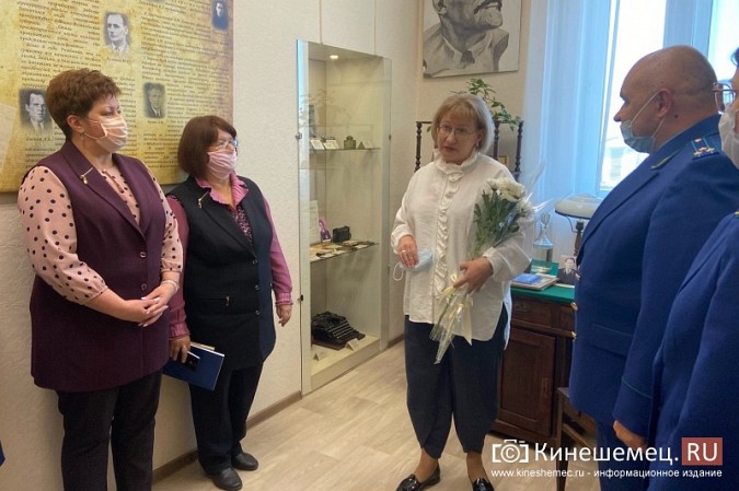 В Кинешме открылась выставка в честь 300-летия Российской прокуратуры фото 8