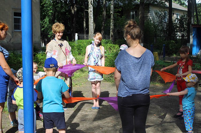 День любви, семьи и верности отметили дети в Кинешме фото 5