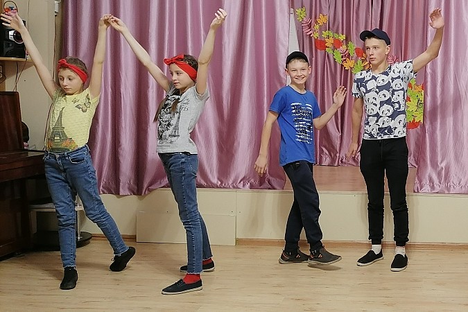 Ребята из кинешемского детского дома приняли участие в танцевальной битве фото 2