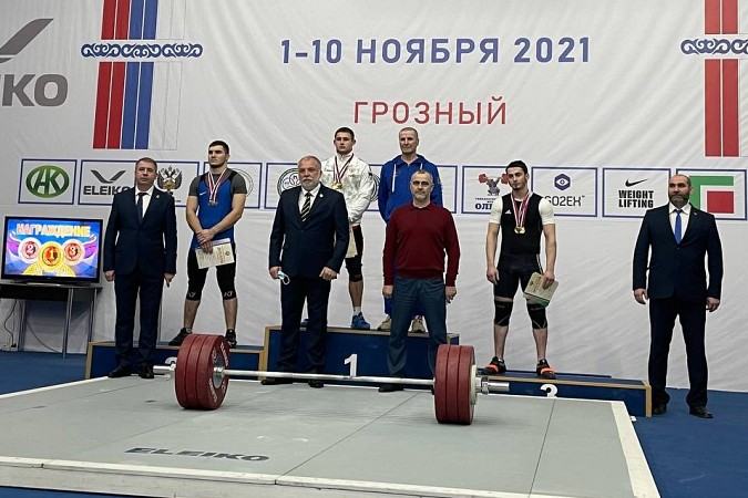 Спортсмен из Заволжска установил новый рекорд страны в тяжелой атлетике фото 3