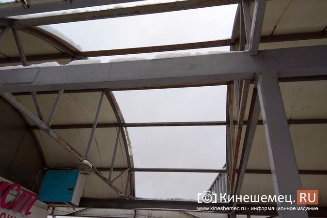Собственника остановочного павильона на пл.Революции обяжут починить дырявую крышу фото 4