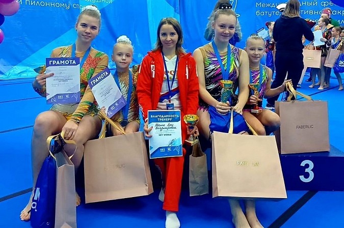 16 акробатов из Кинешмы стали победителями и призерами на фестивале в Москве фото 3