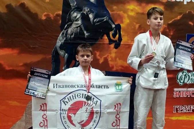 Кинешемец Михаил Корешков стал призером Всероссийских соревнований по каратэ фото 2