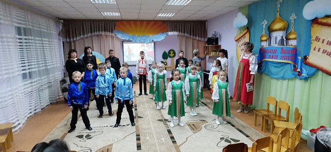В детском саду №22 праздник в честь Александра Невского завершился песней «Боже, храни Россию» фото 7