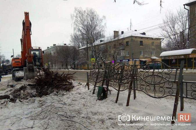 На «Чкаловском» начали менять магистральную канализационную трубу фото 6