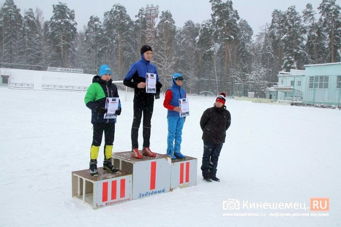 Кинешемские лыжники открыли сезон контрольной тренировкой в парке фото 24