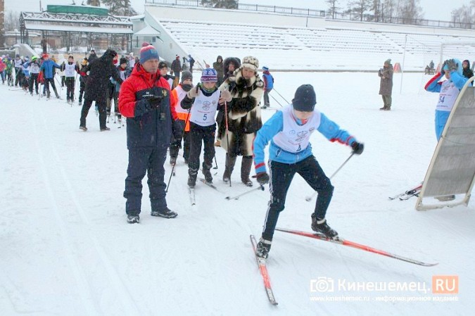Кинешемские лыжники открыли сезон контрольной тренировкой в парке фото 5
