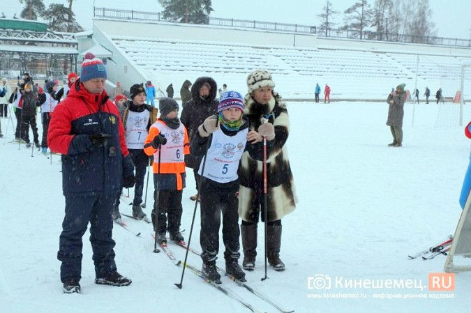 Кинешемские лыжники открыли сезон контрольной тренировкой в парке фото 6