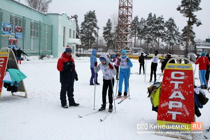 Кинешемские лыжники открыли сезон контрольной тренировкой в парке фото 9