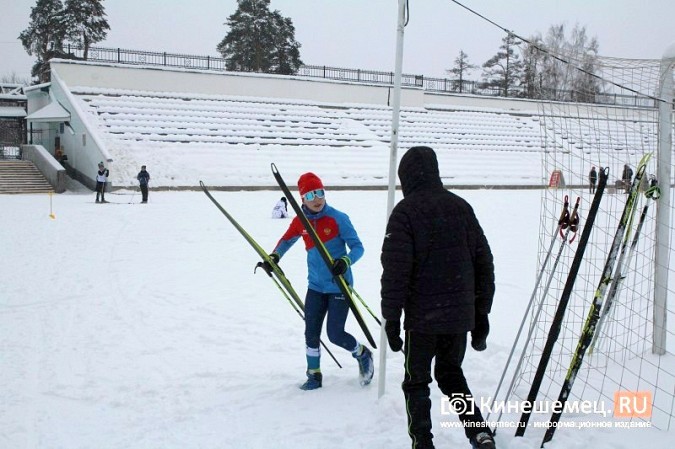 Кинешемские лыжники открыли сезон контрольной тренировкой в парке фото 10