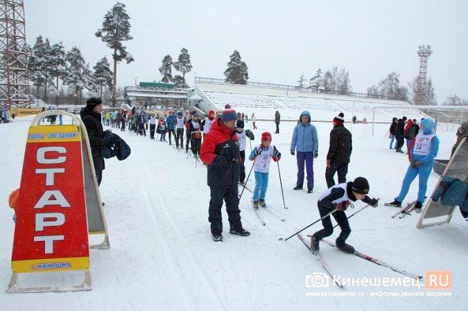 Кинешемские лыжники открыли сезон контрольной тренировкой в парке фото 7