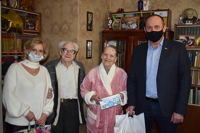 В Кинешме поздравления с Новым годом получили участники Великой Отечественной войны фото 5