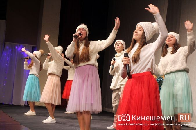 Талантливые ученики Кинешмы встретились на ёлке главы города фото 2