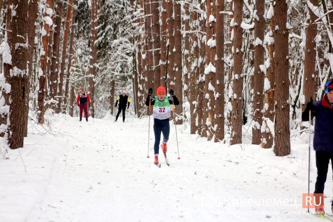 В Кинешме лыжники из нескольких регионов России вышли на старт гонки памяти А.Н.Забелина фото 30