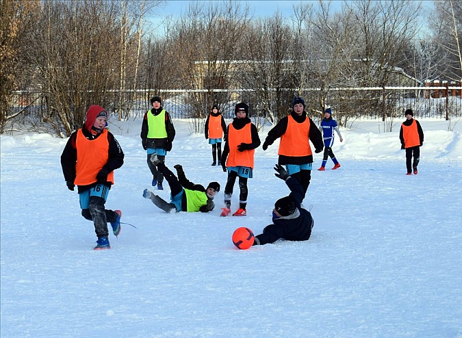 В Кинешме прошел региональный детский турнир по футболу на снегу фото 11