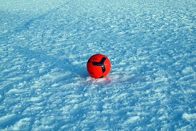В Кинешме прошел региональный детский турнир по футболу на снегу фото 8