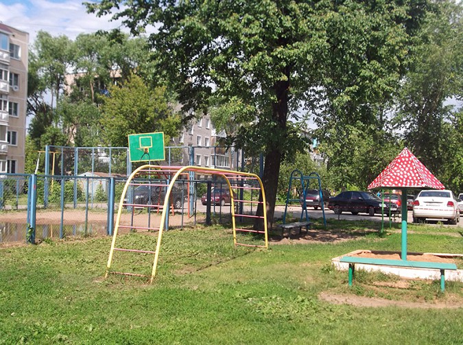 Детская площадка в Кинешме: снести нельзя оставить фото 3