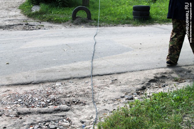 Оголённые провода легли на пути кинешемцев фото 5