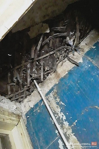Жители дома №19 на ул.Веснина показали ужасающее состояние муниципальных квартир фото 4