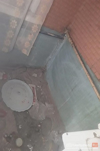 Жители дома №19 на ул.Веснина показали ужасающее состояние муниципальных квартир фото 24