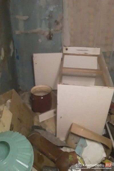 Жители дома №19 на ул.Веснина показали ужасающее состояние муниципальных квартир фото 23