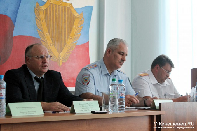 Начальник полиции Кинешмы взял дисциплину на особый контроль фото 2