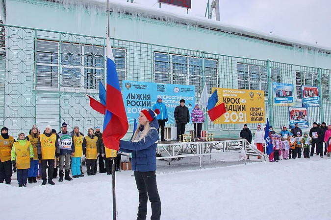 Более 500 жителей Кинешмы и района вышли на старт «Лыжни России» фото 2