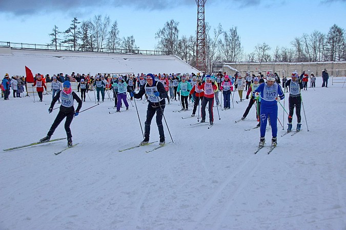 Более 500 жителей Кинешмы и района вышли на старт «Лыжни России» фото 17