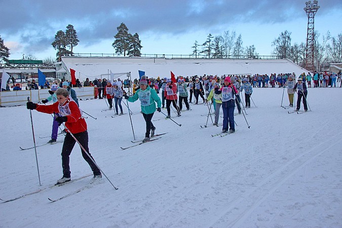 Более 500 жителей Кинешмы и района вышли на старт «Лыжни России» фото 18