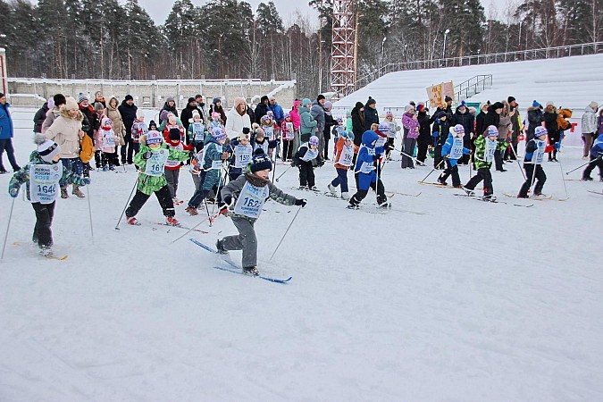 Более 500 жителей Кинешмы и района вышли на старт «Лыжни России» фото 12