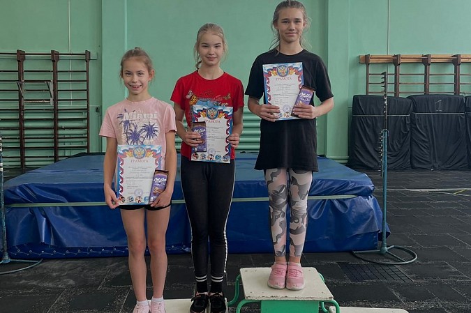 В Кинешме состоялось первенство по легкоатлетическому троеборью фото 4