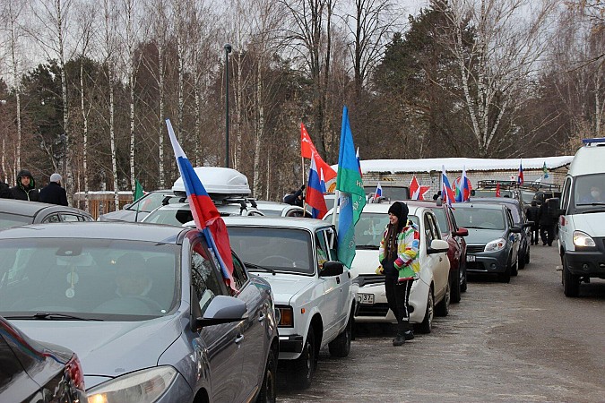 В Кинешме прошел масштабный автопробег в поддержку действий российских военных на Украине фото 41