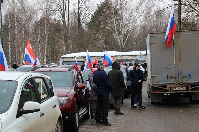 В Кинешме прошел масштабный автопробег в поддержку действий российских военных на Украине фото 44