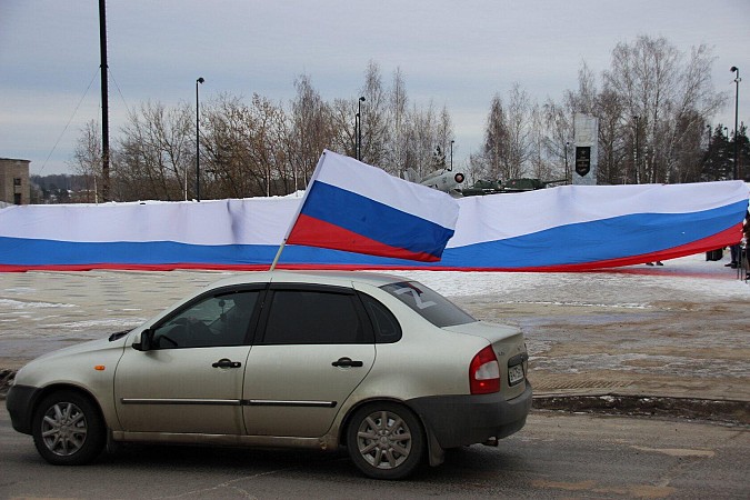 В Кинешме прошел масштабный автопробег в поддержку действий российских военных на Украине фото 35