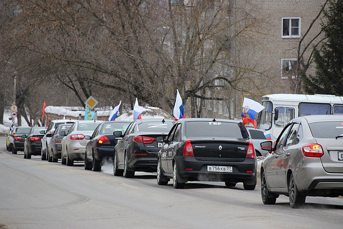 В Кинешме прошел масштабный автопробег в поддержку действий российских военных на Украине фото 45