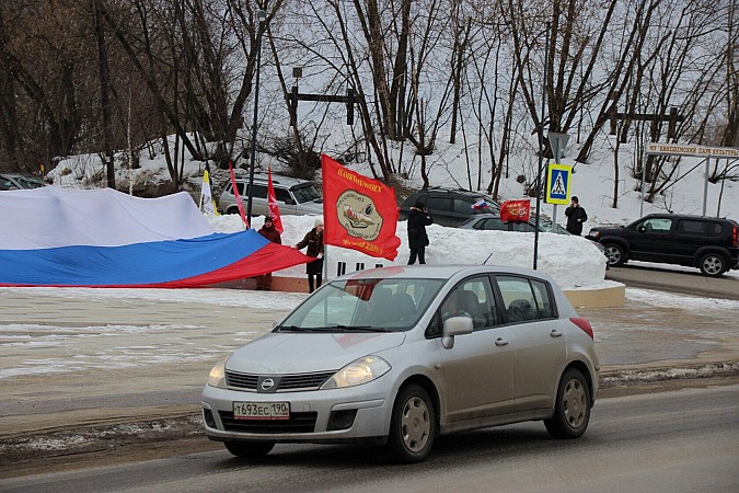 В Кинешме прошел масштабный автопробег в поддержку действий российских военных на Украине фото 30