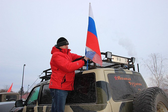В Кинешме прошел масштабный автопробег в поддержку действий российских военных на Украине фото 42