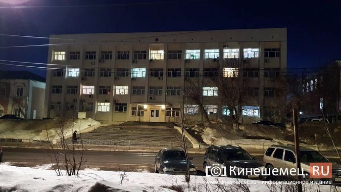 В окнах мэрии Кинешмы зажглись буквы Z и V в поддержку российской армии на Украине фото 2