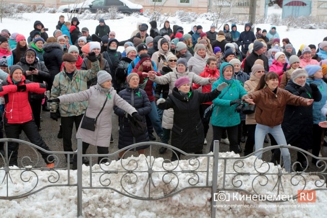 Более 400 кинешемцев приняли участие в акции «10 000 шагов к жизни» фото 5