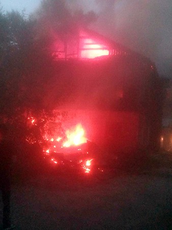 В Вичуге сгорело здание «Росгосстраха» фото 3