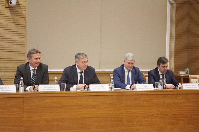 Станислав Воскресенский принял участие в заседании Совета при полпреде Президента России в ЦФО фото 2