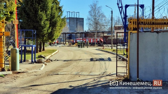 В Кинешме горит крупнейший химический завод - ДХЗ фото 10