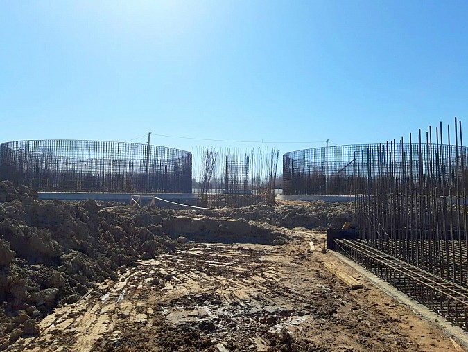 На новых очистных в Кинешме заливают фундаменты резервуаров - аэротэнков фото 2