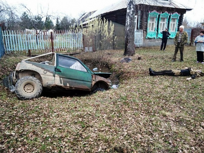 В Ивановском районе водитель погиб в затонувшей в пруду тюнингованной «Оке» фото 4