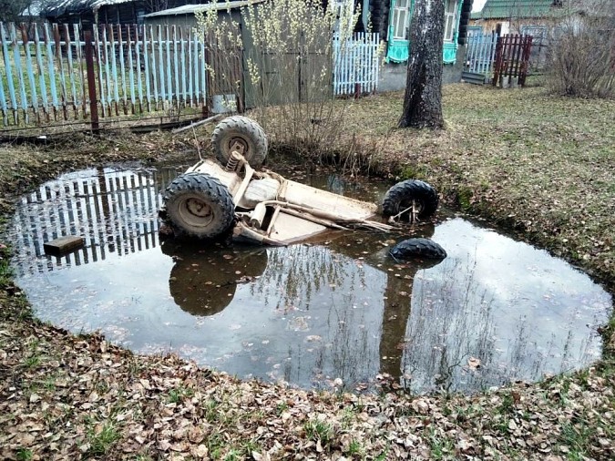 В Ивановском районе водитель погиб в затонувшей в пруду тюнингованной «Оке» фото 2